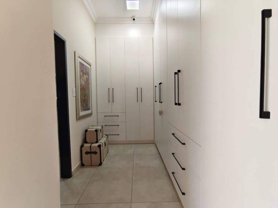 3 Bedroom Property for Sale in Meerhof North West